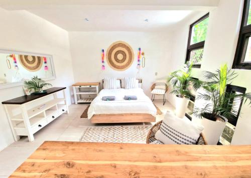 GuateMia Beach SPA Resort Soulfood & Bar in Santa Cruz la Laguna