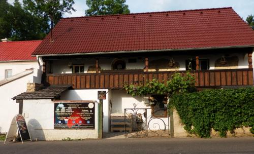 Rodinné vinařství Mikulenkovi (Rodinne vinarstvi Mikulenkovi) in Velké Žernoseky
