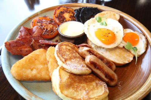 Food and beverages, Distinction New Plymouth Hotel in New Plymouth