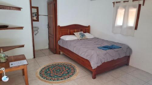 1 double bed, 1 twin bed