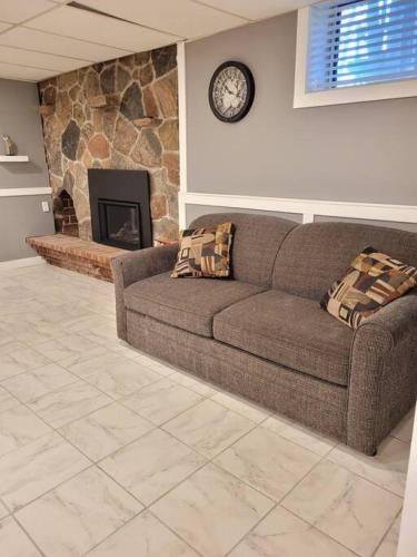 Whispering Pines Riverside Retreat in Rosedale (ON)