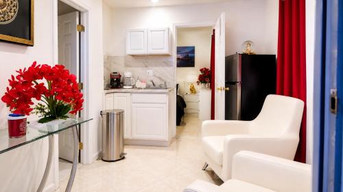 Private Miami Suite