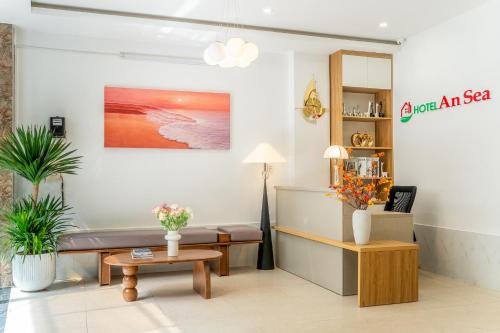 An Sea Hotel & Apartment 2 Min Walk to My Khe Beach - image 3