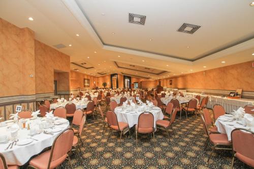 Best Western Parkway Inn & Conference Centre in Cornwall (Ontario)