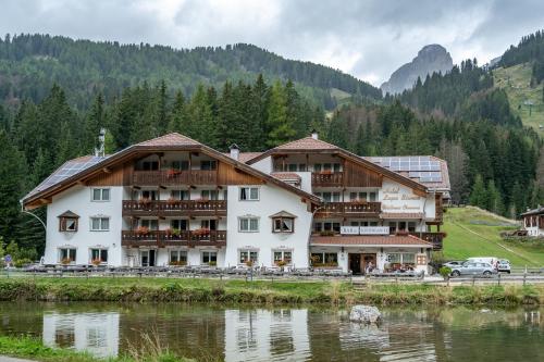 Wellness Hotel Lupo Bianco