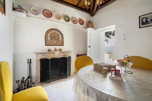 Giannis Mountain House in Lakka (Symbolitia)