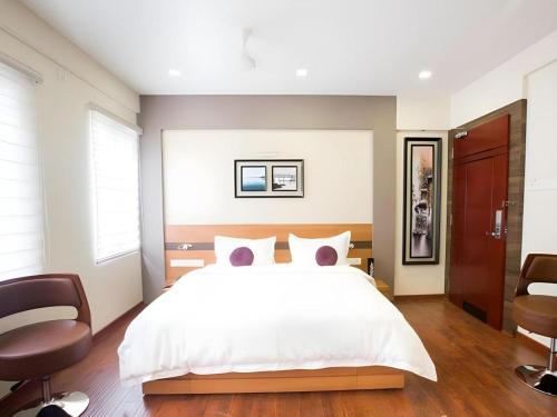 Adore Residency Vadapalani in Vadapalani
