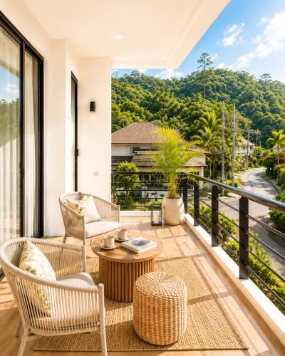 Luxury 2 Bedroom Suite Private Balcony Kamalaya Hill, Kamala Beach in Kamala