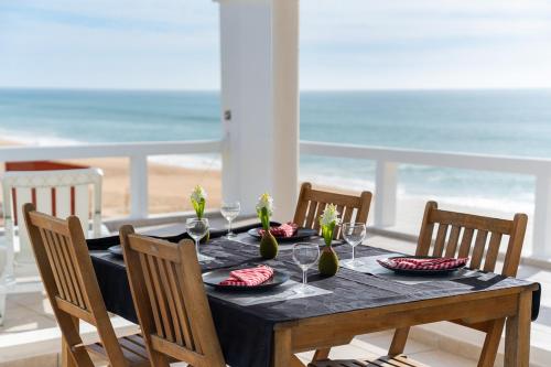 Blife Cerya private rooms at Faro beach - image 5