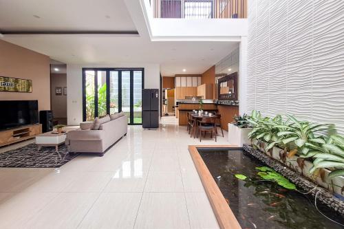 Facilities, Urbanview Omah Obah Antapani Bandung in Kiaracondong