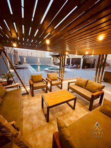 Instalações, Onyx Villa in Al Jizah