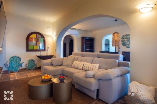 Villa Mar De Lur by Abahana Villas - image 4