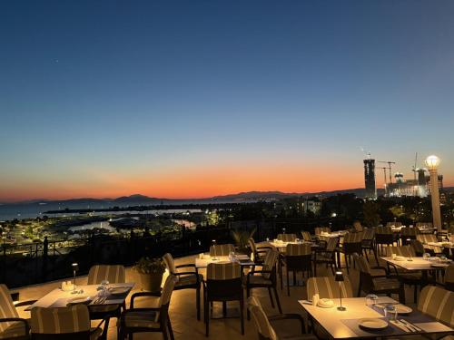 Hotel London, Athens
