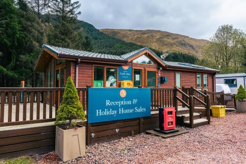 Зовнішній вигляд готелю, Loch Awe Holiday Park in Тейнілт