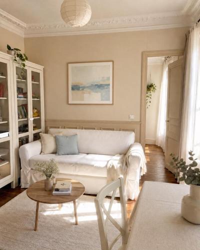 Cozy Parisian Apartment Near Eiffel Tower
