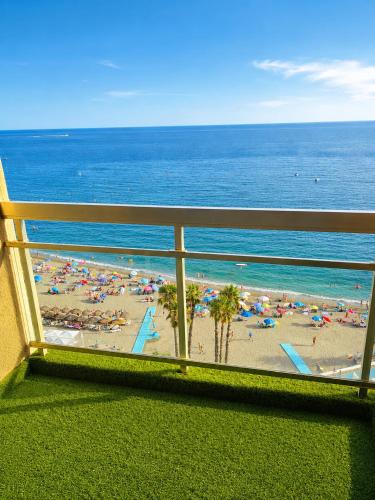 Modern apartment with premium views, 2 terraces and Pool 365 days