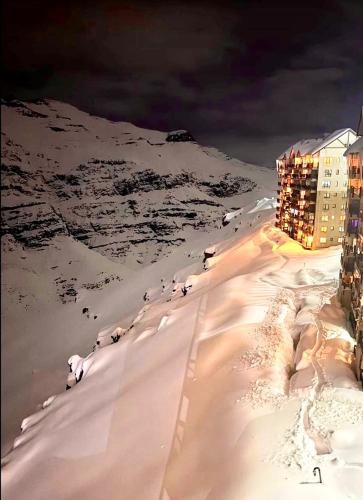 Luxury Ski In Ski Out Apartment Valle Nevado