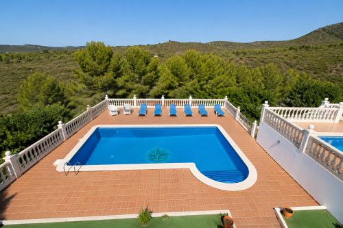 Úszómedence, Catalunya Casas Spacious Mountain Retreat with Private Pool in Bisbal del Panades
