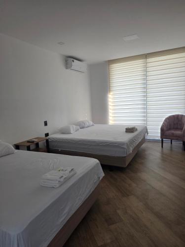Greenport Plaza De lujo, tipo loft, 4 camas, piscina, jacuzzi, crucitas mejor sector, cerca de todo