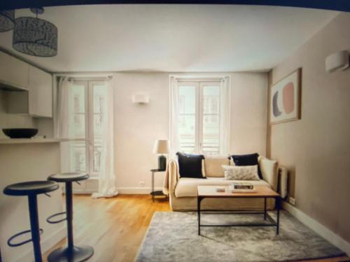 charming champ de mars one bedroom apartment - tr091