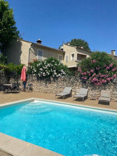 La Rochère - Hameau piscine à Gordes