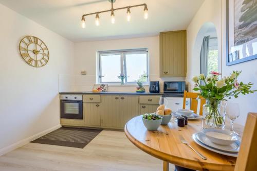 Iekārtas, 1 Bed in Nr Bude oc-penke in Saint Gennys