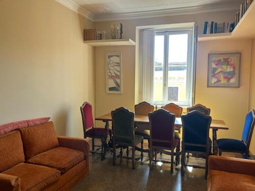 Tibullo ,Classico ed Elegante Appartamento