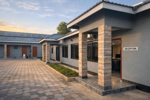 A szálláshely kívülről, Chaniche Executive Lodge in Ndola