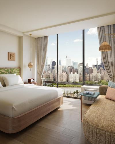 Z Hotel Long Island City New York near 39th Avenue Subway Station