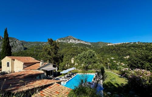 The Primary Suite by Villa Monti