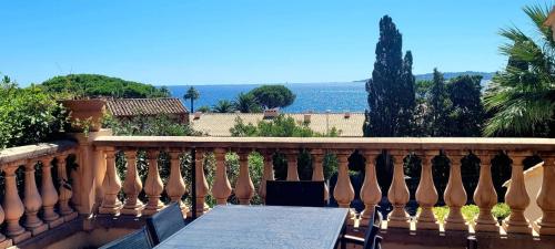 Maison moderne avec vue mer - à Sainte-Maxime