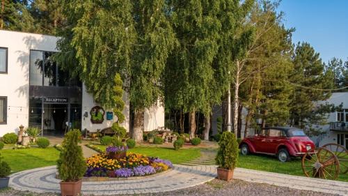 Exterior view, Sochi Resort-Pine Garden Boutique Hotel and Pool Stepanavan in Stepʼanavan