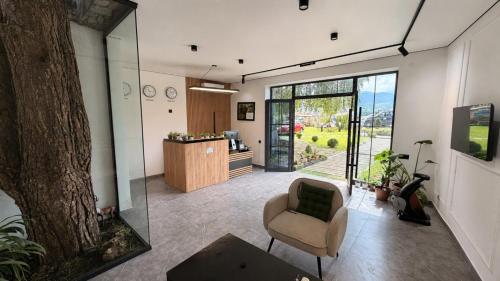 Lobby, Sochi Resort-Pine Garden Boutique Hotel and Pool Stepanavan in Stepʼanavan