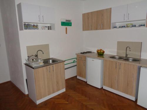 Konyha, Villa Boka Sunrise Apartments in Njivice