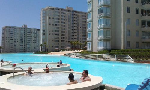Departamento Laguna Vista, Algarrobo