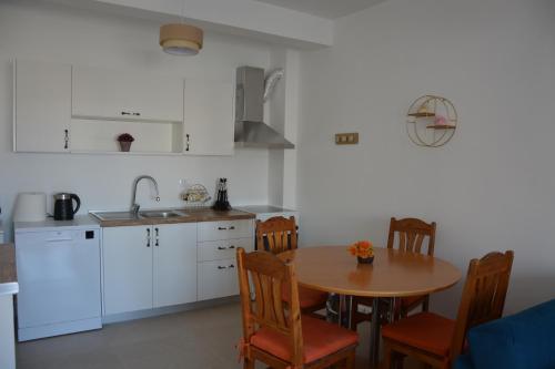 BORA - Two Bedroom Apartment - image 5