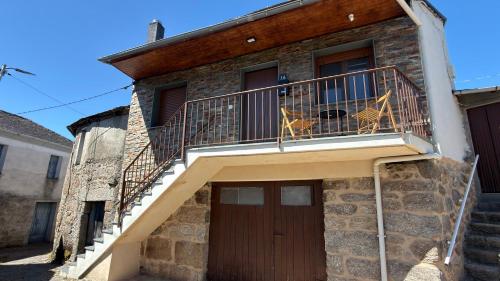 . Casa Entre Riscos