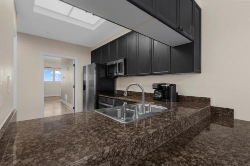 Caribbean Resort Unit 1802 - image 5