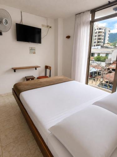 Hotel Armont Calarca in Calarca