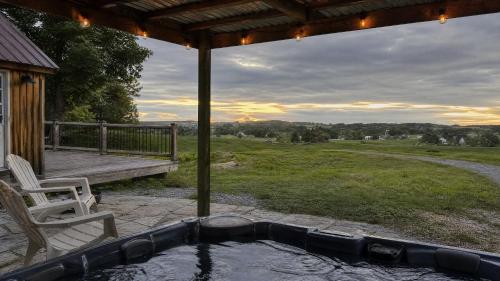 Pezsgőfürdő, Cabin Getaway - Hot Tub, Scenic Views, Hiking in Clinton (NY)