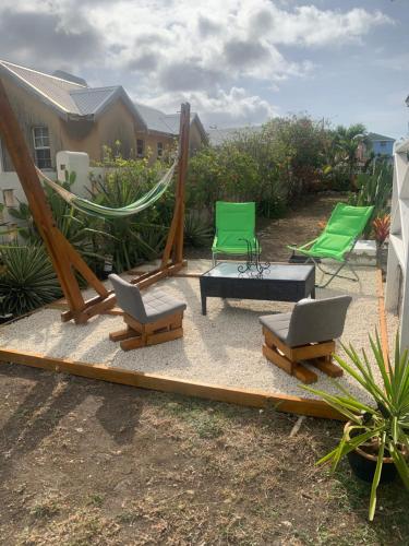 Ocean View Vacation Rental Near Beach Free Parking in Apple Hall