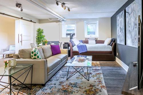 Modern Apartment In A Trendy Neighbourhood - 해밀턴