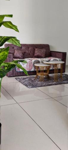 405 - Stylish 2BHK by Everloft | Balcony & Comfort