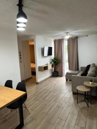 Ideal apartment Airport-Arena VFG-Industrial Zone in La Alameda
