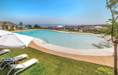 Amazing Apartment In Estepona With Swimming Pool