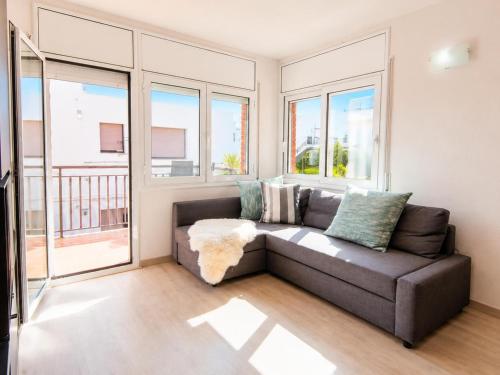 Apartamento acogedor cerca del centro y playa en Platja d'Aro, con balcón y cocina equipada - ES-209-44