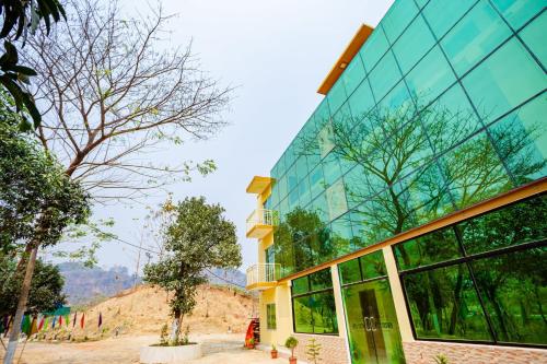 Hill Crown Hotel & Resort in Bandarban