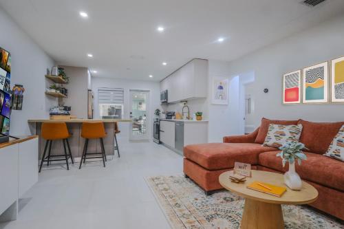 Kitchen, Casita Terra for Families, Pets, and Medical Stays in Coral Terrace