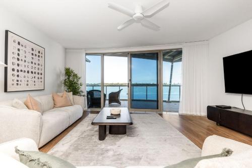 شقق ريفيرسايد هوليداي (Riverside Holiday Apartments) in بالينا