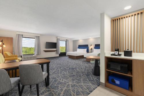 2 bedrooms, 2 beds